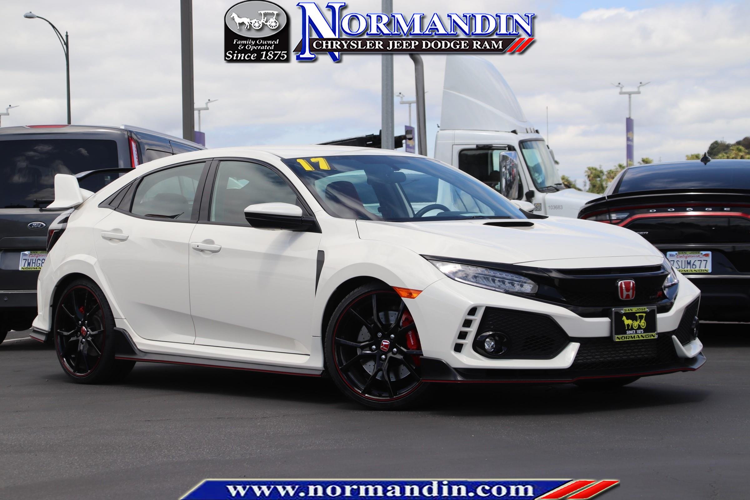 Pre Owned 2017 Honda Civic Type R Touring 4d Hatchback In San Jose